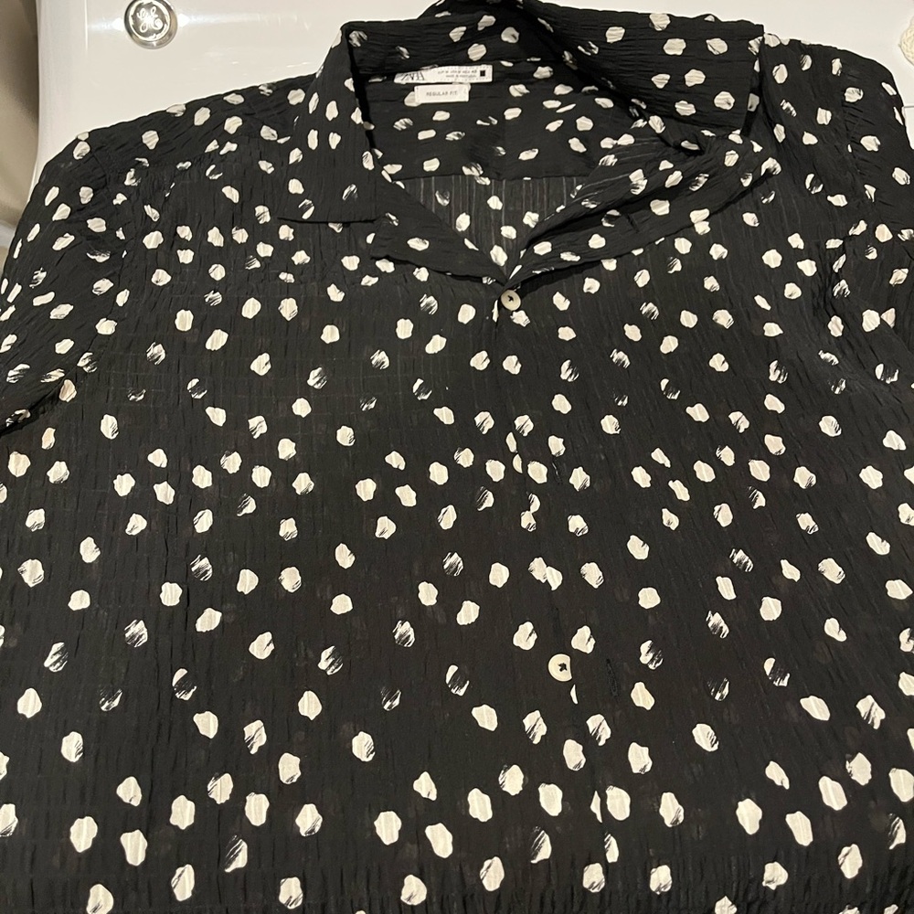 Men’s Zara button up